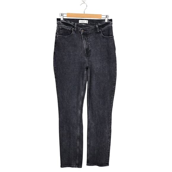 Abercrombie & Fitch Curve Love 90's Slim Straight Ultra High Rise Jean Size 30 - Picture 1 of 7